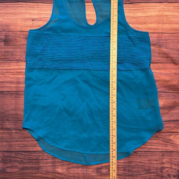 G by Guess Teal Pleated Sheer Tank Top Blouse - Keyhole Back - Size M - Picture 5 of 6
